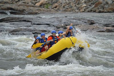 rafting-444743_640_opt